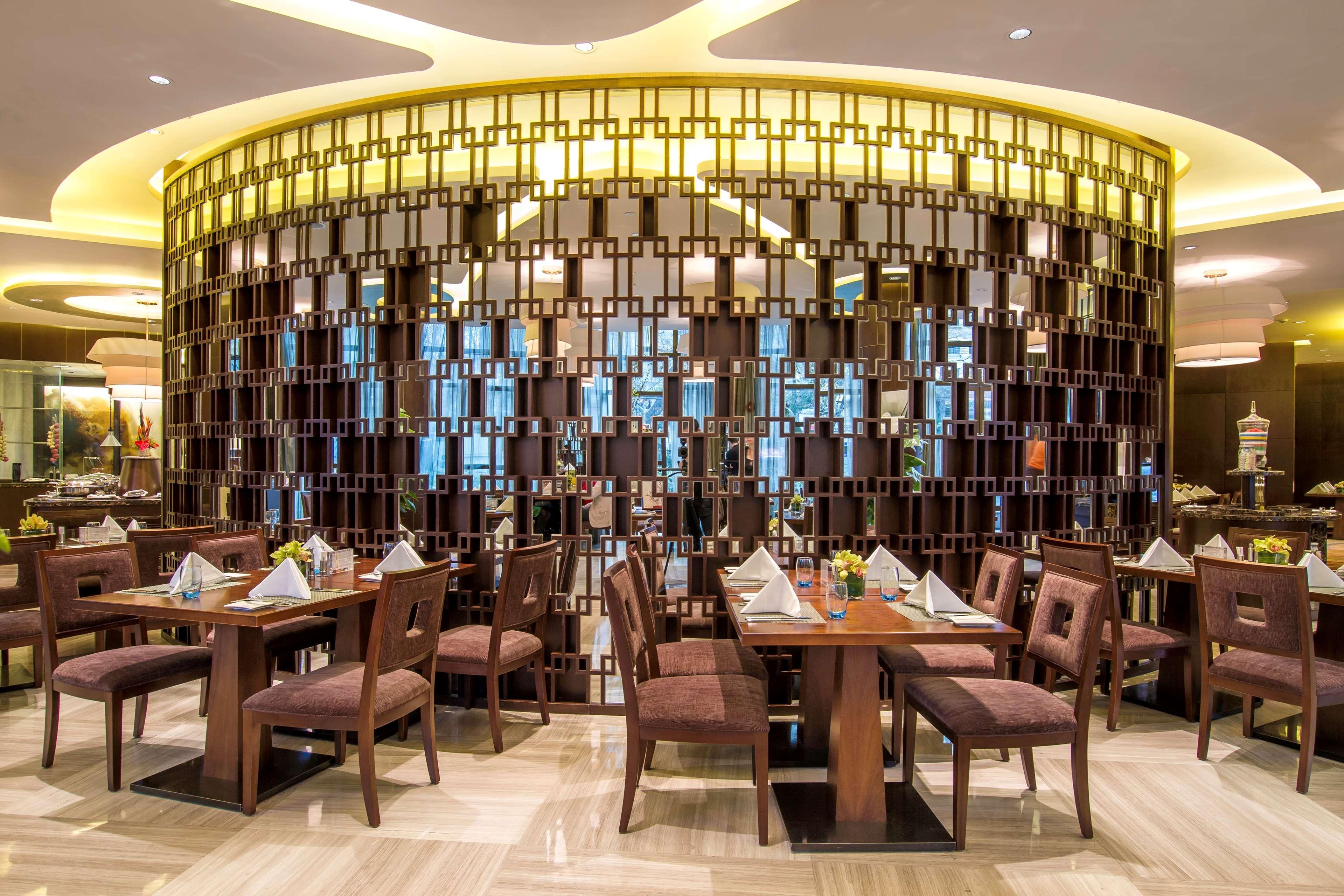 Radisson Collection Hotel, Xing Guo Shanghai Buitenkant foto